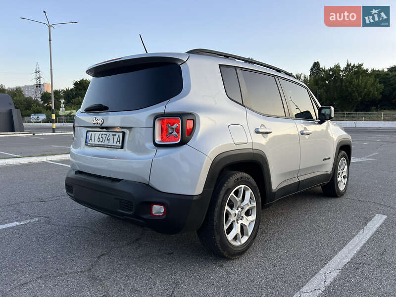 Внедорожник / Кроссовер Jeep Renegade 2016 в Киеве