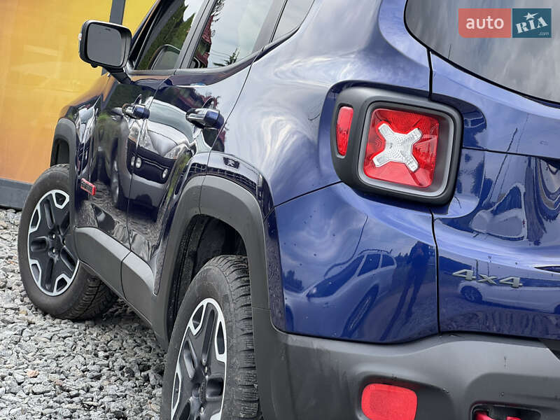 Внедорожник / Кроссовер Jeep Renegade 2016 в Стрые