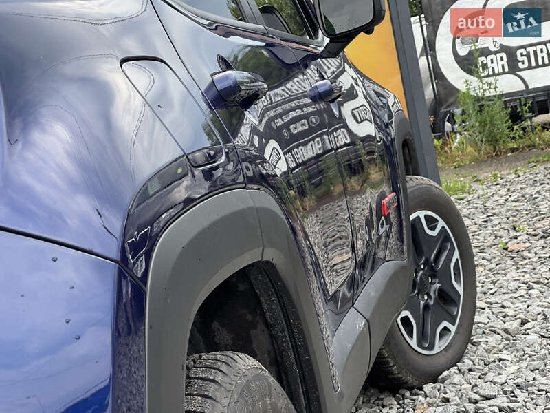 Внедорожник / Кроссовер Jeep Renegade 2016 в Стрые