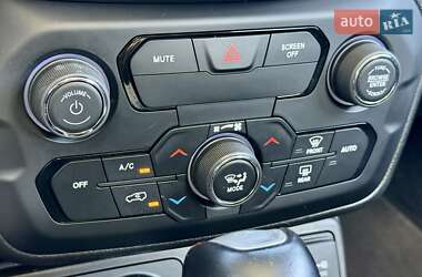 Внедорожник / Кроссовер Jeep Renegade 2019 в 