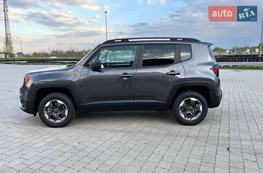 Внедорожник / Кроссовер Jeep Renegade 2018 в 