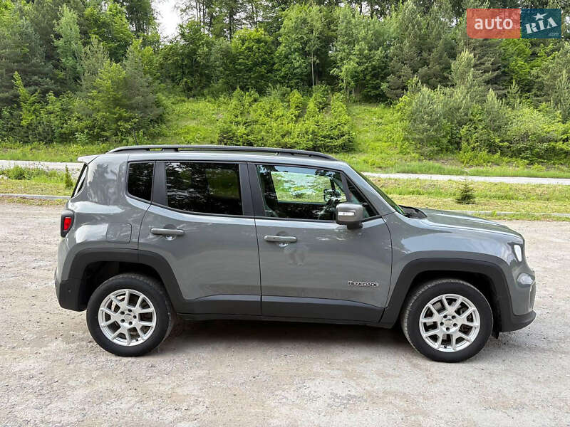 Внедорожник / Кроссовер Jeep Renegade 2022 в Ивано-Франковске