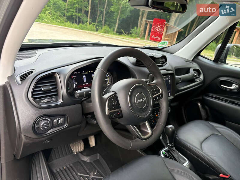 Внедорожник / Кроссовер Jeep Renegade 2022 в Ивано-Франковске