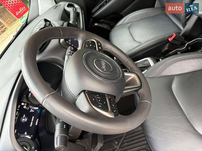 Внедорожник / Кроссовер Jeep Renegade 2022 в Ивано-Франковске
