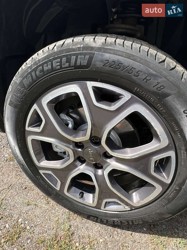 Позашляховик / Кросовер Jeep Renegade 2015 в Харкові фото 23 Позашляховик / Кросовер Jeep Renegade 2015 в Харкові