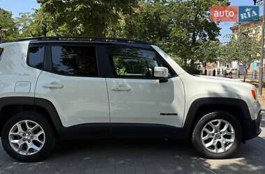 Внедорожник / Кроссовер Jeep Renegade 2016 в 