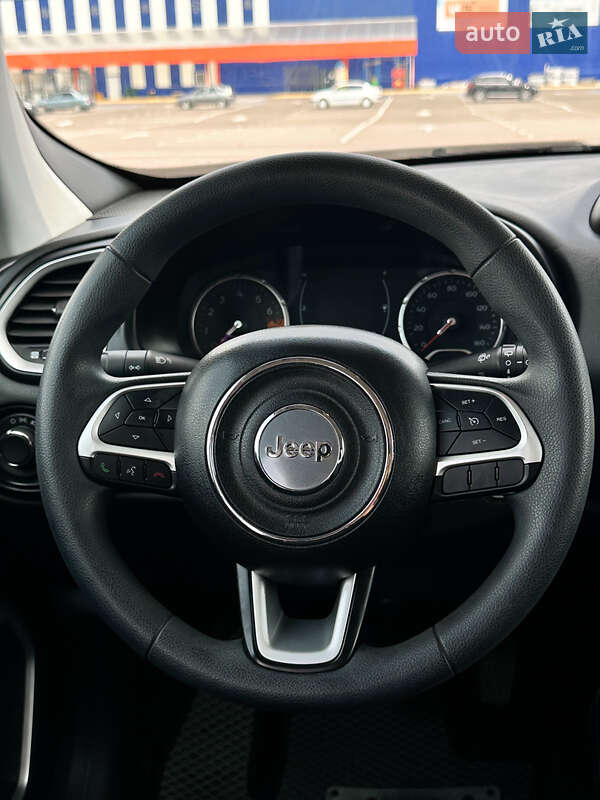 Внедорожник / Кроссовер Jeep Renegade 2018 в Львове