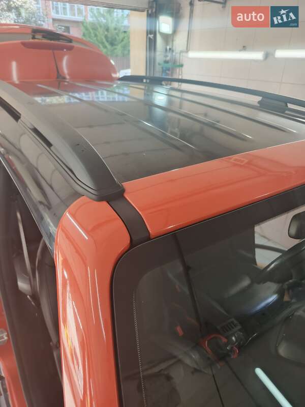 Внедорожник / Кроссовер Jeep Renegade 2017 в Ирпене