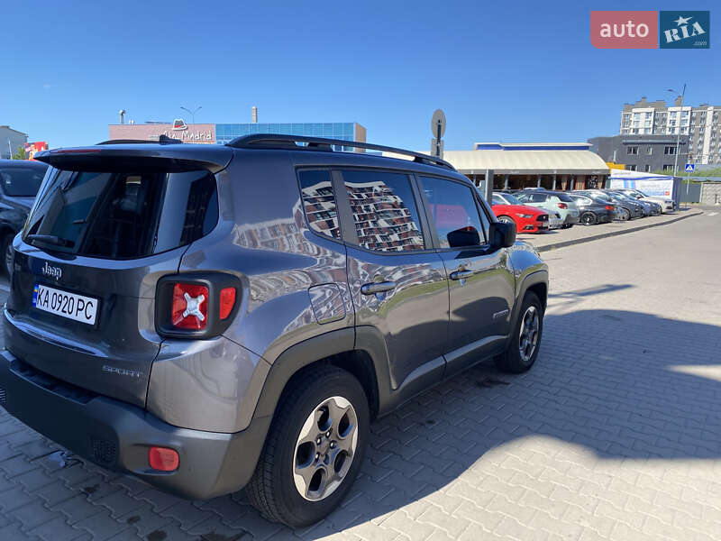 Внедорожник / Кроссовер Jeep Renegade 2017 в Киеве