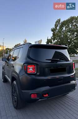 Внедорожник / Кроссовер Jeep Renegade 2018 в 
