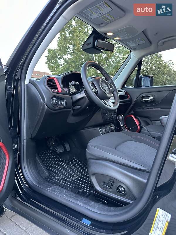 Внедорожник / Кроссовер Jeep Renegade 2018 в Киеве