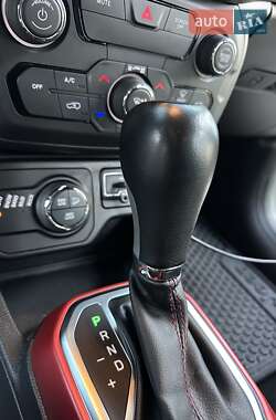 Внедорожник / Кроссовер Jeep Renegade 2018 в 