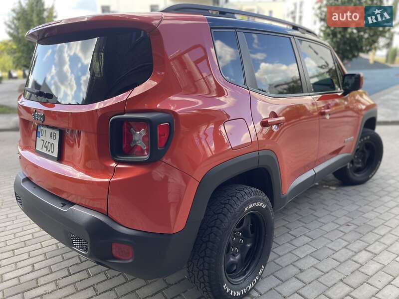 Внедорожник / Кроссовер Jeep Renegade 2016 в Львове