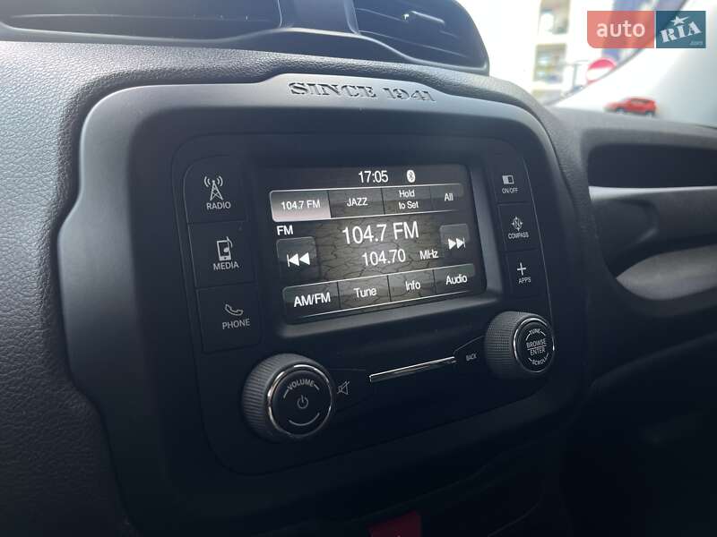 Внедорожник / Кроссовер Jeep Renegade 2016 в Львове