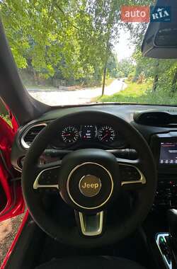 Внедорожник / Кроссовер Jeep Renegade 2020 в 