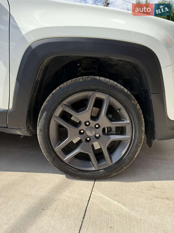 Позашляховик / Кросовер Jeep Renegade 2020 в Тернополі