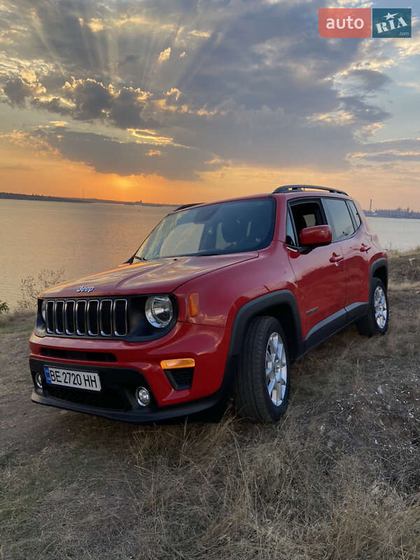 Позашляховик / Кросовер Jeep Renegade 2018 в 