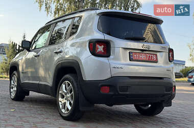 Внедорожник / Кроссовер Jeep Renegade 2016 в 