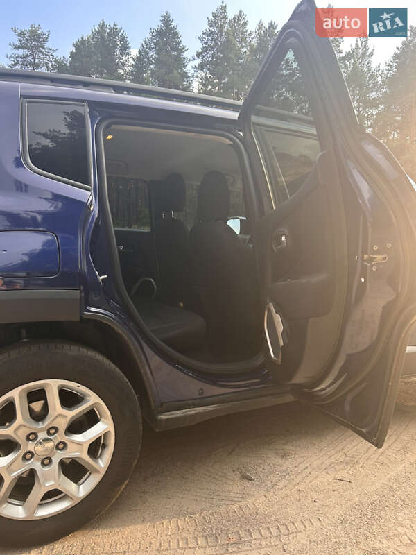 Внедорожник / Кроссовер Jeep Renegade 2017 в Каневе