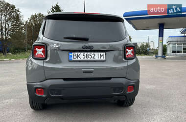 Внедорожник / Кроссовер Jeep Renegade 2019 в 