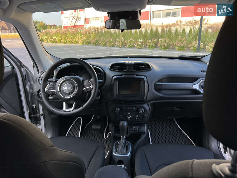 Позашляховик / Кросовер Jeep Renegade 2018 в Луцьку фото 16 Позашляховик / Кросовер Jeep Renegade 2018 в Луцьку