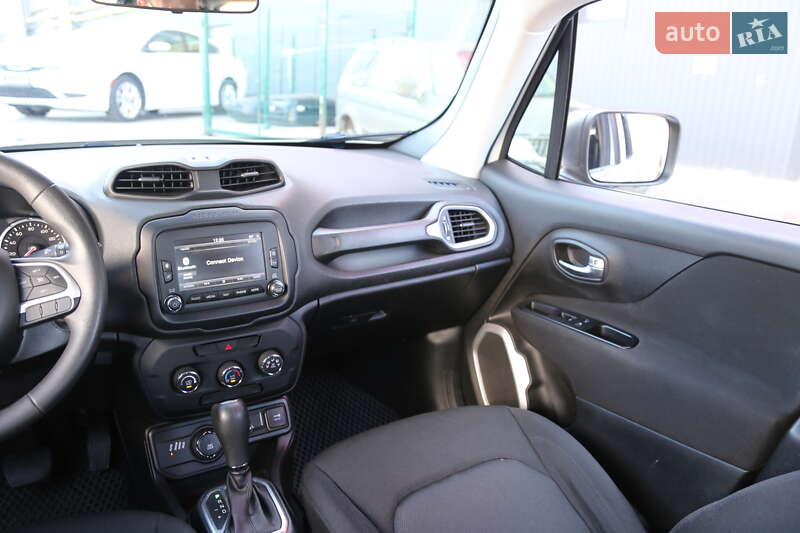 Внедорожник / Кроссовер Jeep Renegade 2018 в Киеве