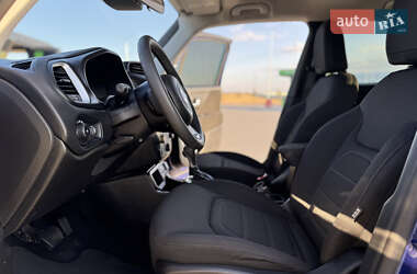 Внедорожник / Кроссовер Jeep Renegade 2021 в 
