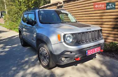 Внедорожник / Кроссовер Jeep Renegade 2016 в Львове