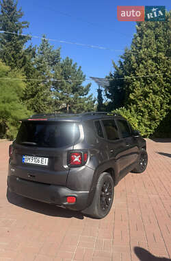 Внедорожник / Кроссовер Jeep Renegade 2018 в 