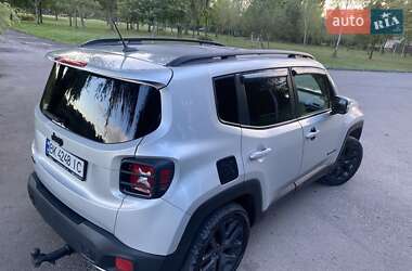 Внедорожник / Кроссовер Jeep Renegade 2017 в Ровно