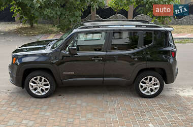 Внедорожник / Кроссовер Jeep Renegade 2016 в 