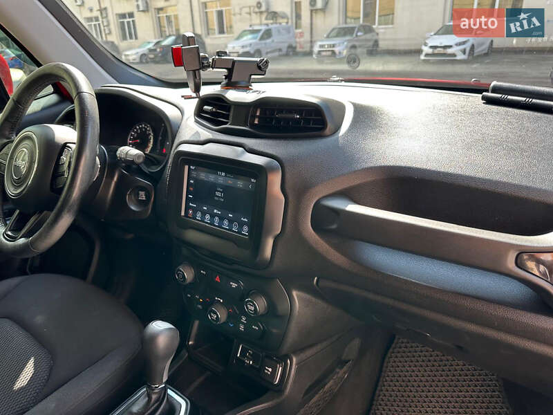 Внедорожник / Кроссовер Jeep Renegade 2018 в Киеве фото 10 Внедорожник / Кроссовер Jeep Renegade 2018 в Киеве