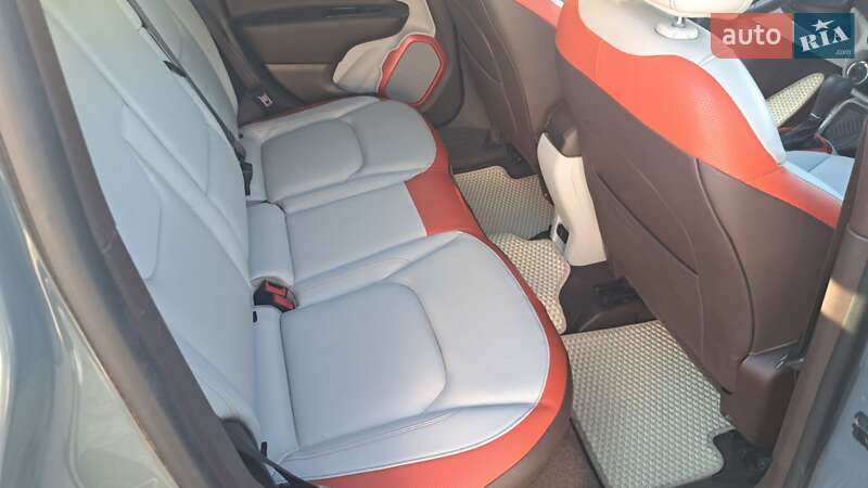 Позашляховик / Кросовер Jeep Renegade 2017 в Києві