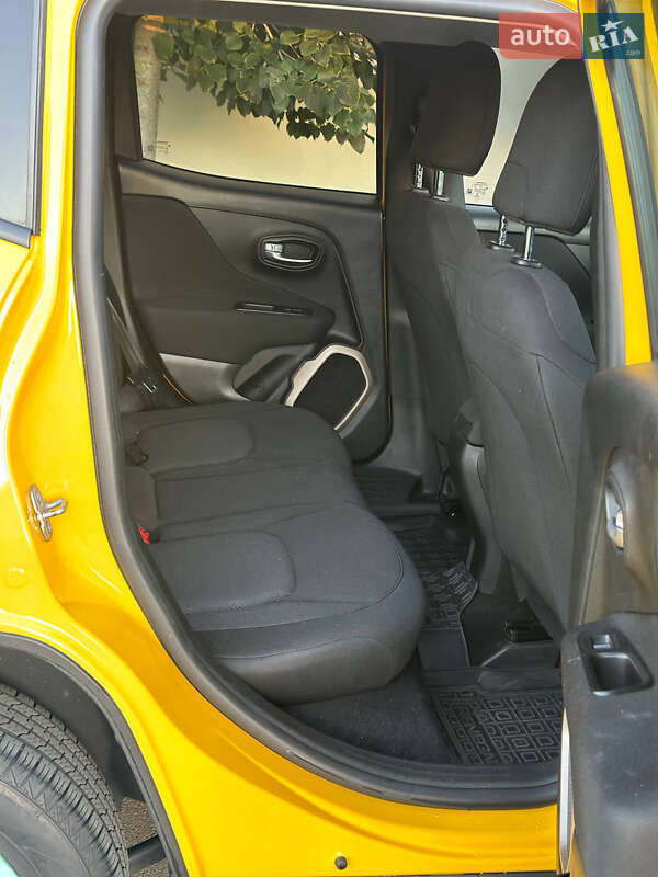 Внедорожник / Кроссовер Jeep Renegade 2016 в Киеве фото 9 Внедорожник / Кроссовер Jeep Renegade 2016 в Киеве