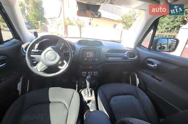 Внедорожник / Кроссовер Jeep Renegade 2017 в 