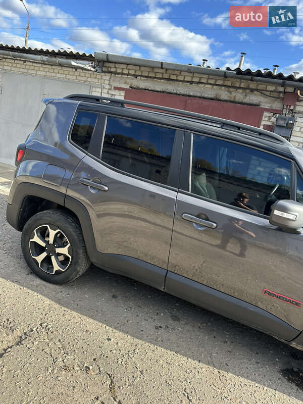 Внедорожник / Кроссовер Jeep Renegade 2019 в Сумах