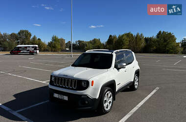 Внедорожник / Кроссовер Jeep Renegade 2016 в 