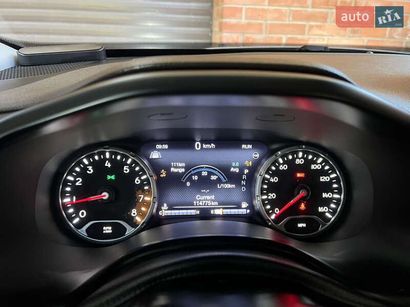 Внедорожник / Кроссовер Jeep Renegade 2016 в Киеве