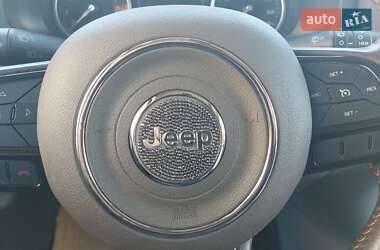 Внедорожник / Кроссовер Jeep Renegade 2017 в 