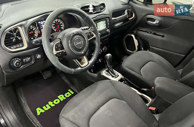 Внедорожник / Кроссовер Jeep Renegade 2015 в 