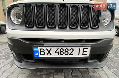Внедорожник / Кроссовер Jeep Renegade 2018 в 