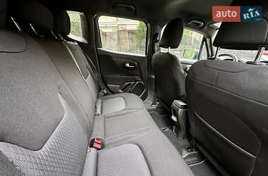Внедорожник / Кроссовер Jeep Renegade 2021 в 