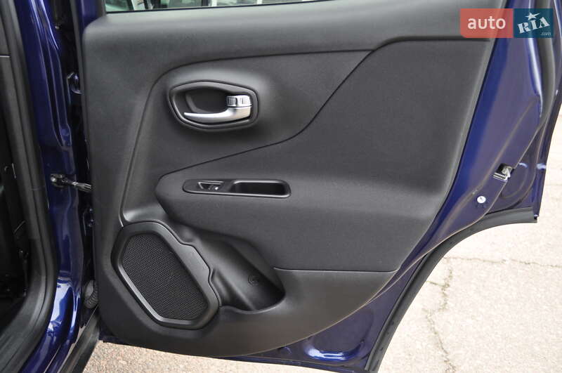 Позашляховик / Кросовер Jeep Renegade 2021 в Києві