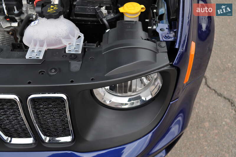 Позашляховик / Кросовер Jeep Renegade 2021 в Києві