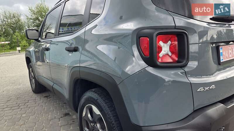 Внедорожник / Кроссовер Jeep Renegade 2017 в Львове