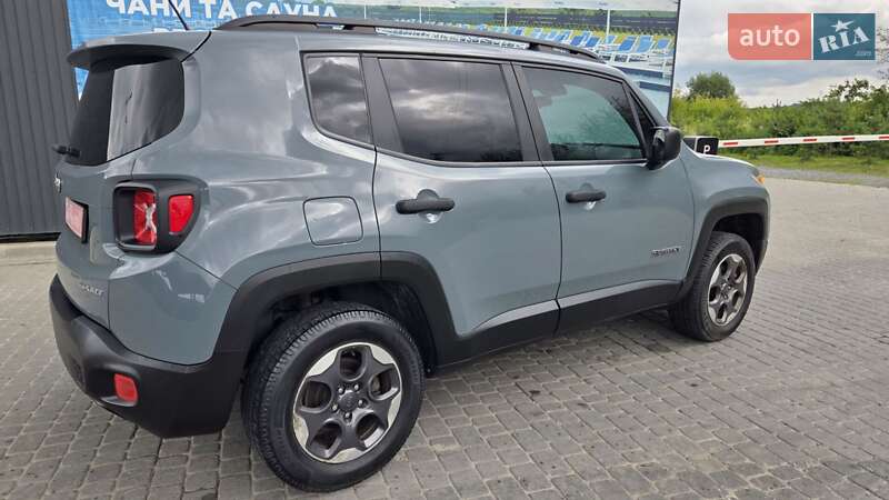 Внедорожник / Кроссовер Jeep Renegade 2017 в Львове