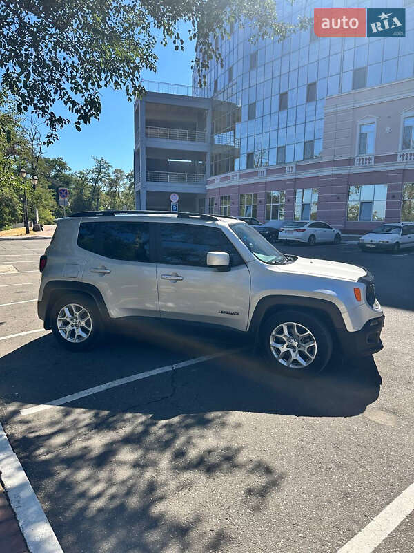 Позашляховик / Кросовер Jeep Renegade 2016 в Одесі