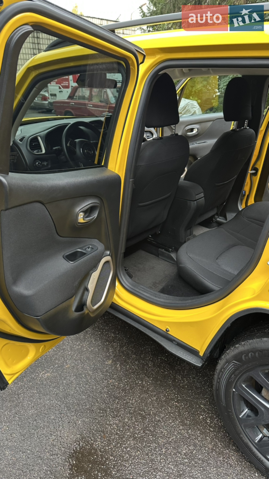 2015 Jeep Renegade - мініатюра 9