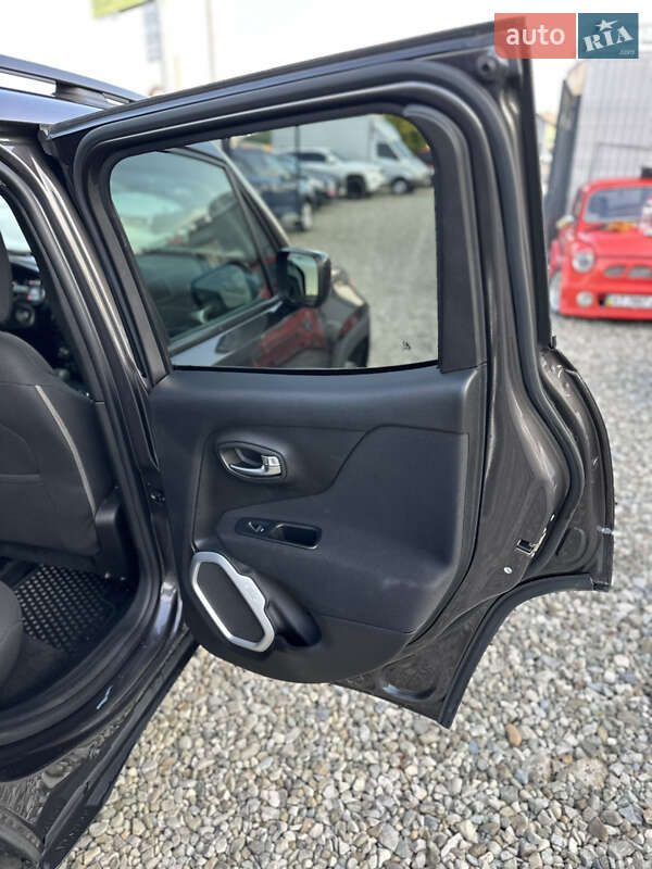 Внедорожник / Кроссовер Jeep Renegade 2018 в Ивано-Франковске