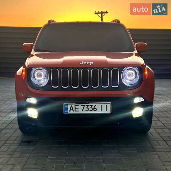 Внедорожник / Кроссовер Jeep Renegade 2015 в 